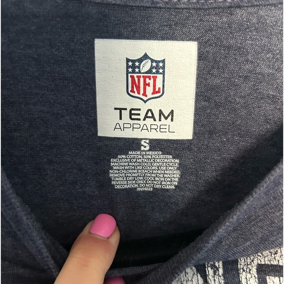 New England Patriots Vintage TShirt - Like New, S - NFL - Picture 2 of 3